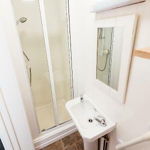 Private Bathroom Twin Room